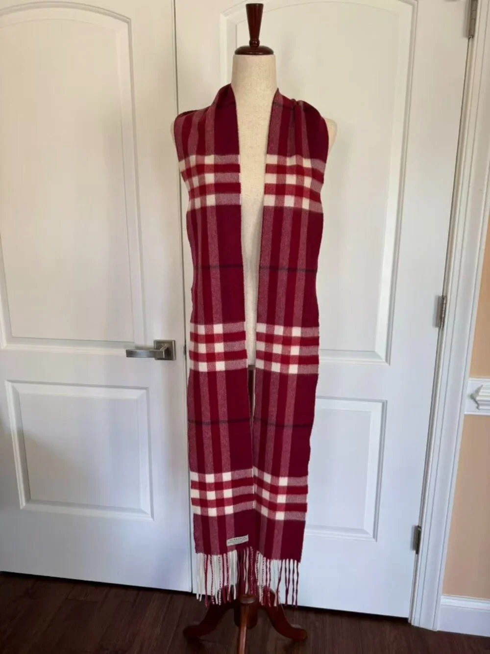 100% Authentic Burberry Red plaid cashmere extra long scarf